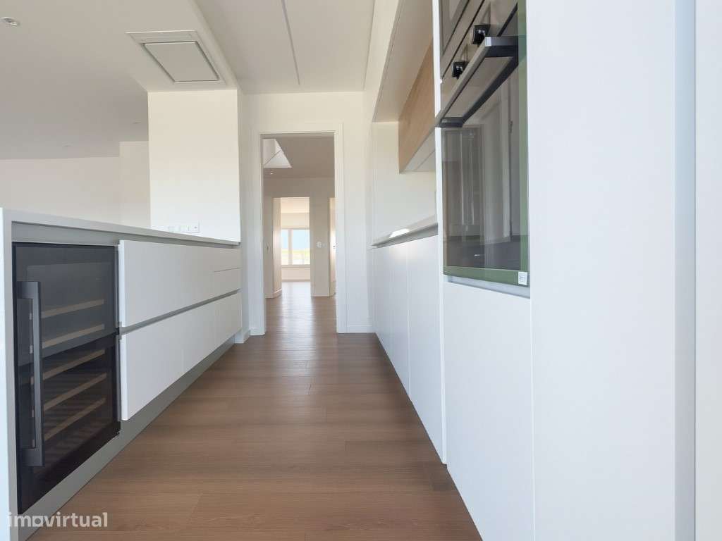 Apartamento T4 + Duplex| 2 Suites||2 Terraços| Piscina | Ginásio | ... - Grande imagem: 3/29