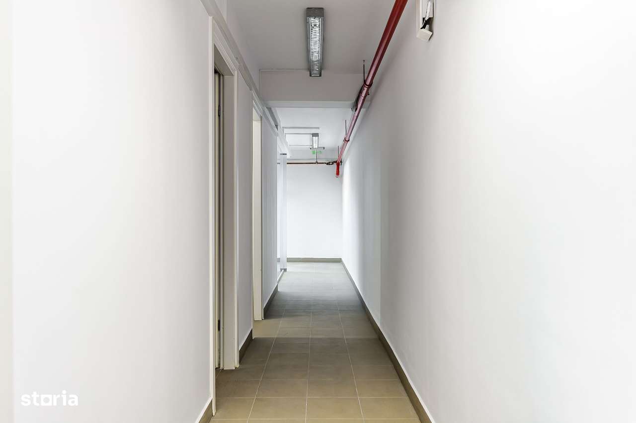 Spațiu de închiriat central - Imagine principală: 2/14