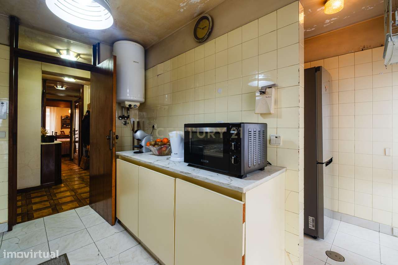 Apartamento T3 para Recuperação na Senhora da Hora, Matosinhos-4