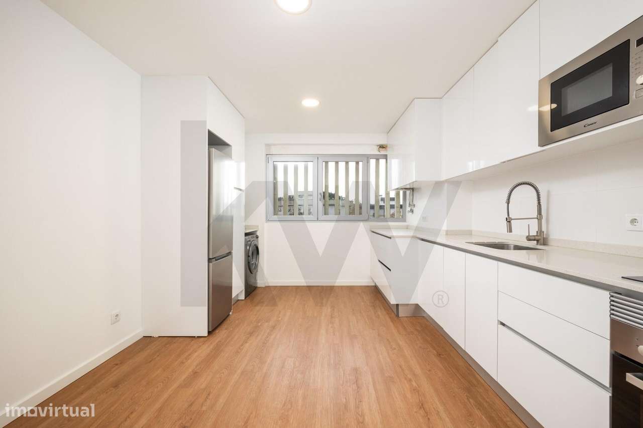 Apartamento T3 Remodelado no Vale das Flores, Coimbra - Grande imagem: 2/33