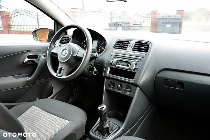 Volkswagen Polo 1.2 Life - 11