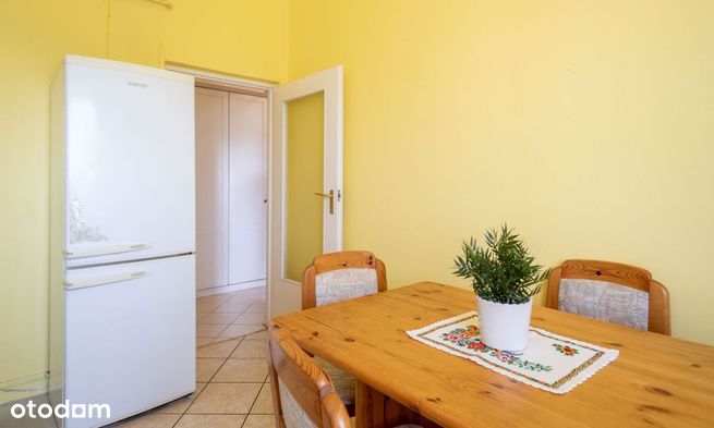 Duże i przestrzenne mieszkanie w Bochni-14