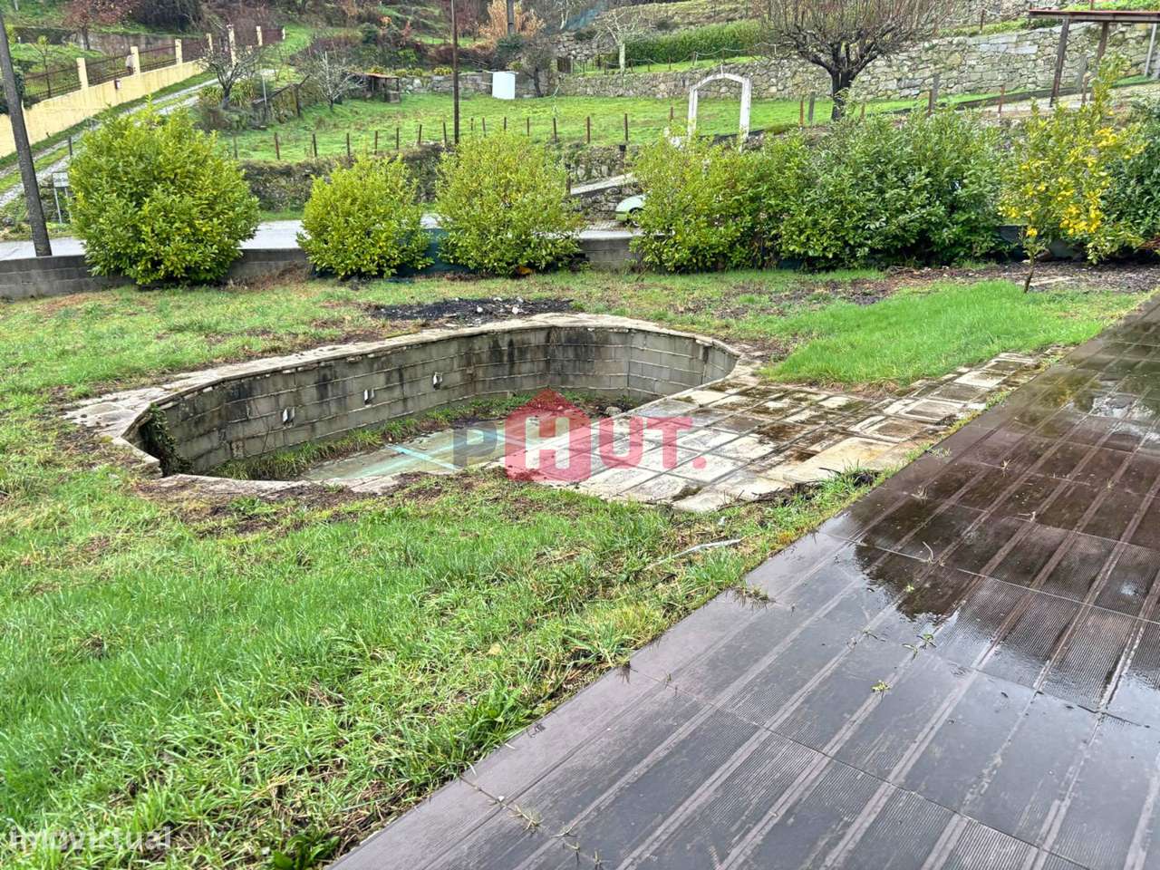Moradia V4 Castro Daire + lote de terreno-17