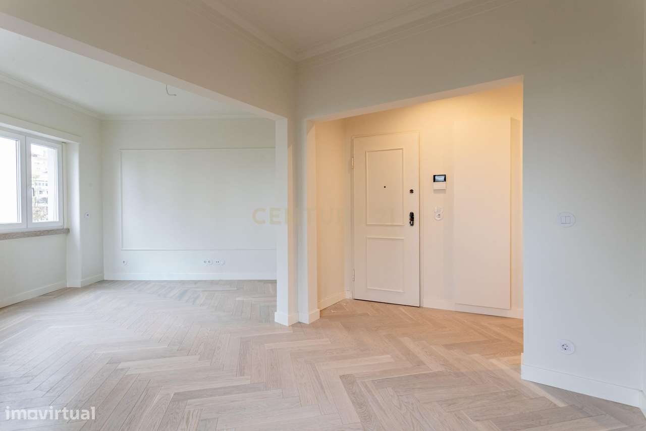 Apartamento T2 novo, para Arrendamento na Lapa - Grande imagem: 5/22