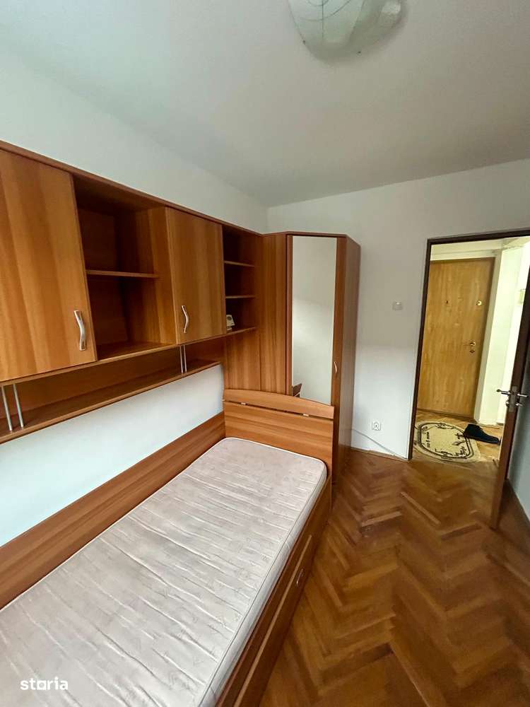 Apartament 3 camere– mobilat, parcare, etaj 2 - Tractorul. Pet Frendly - Imagine principală: 5/9