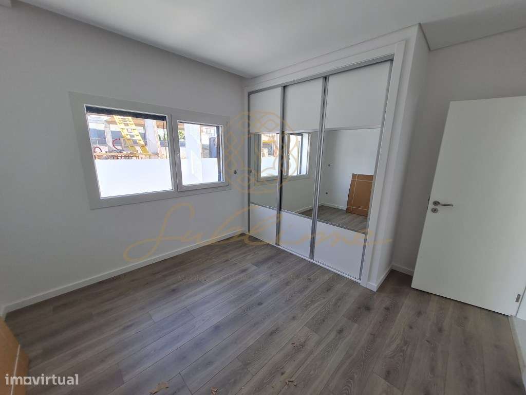 Moradia Térrea com 4 Quartos 'NOVA'-14