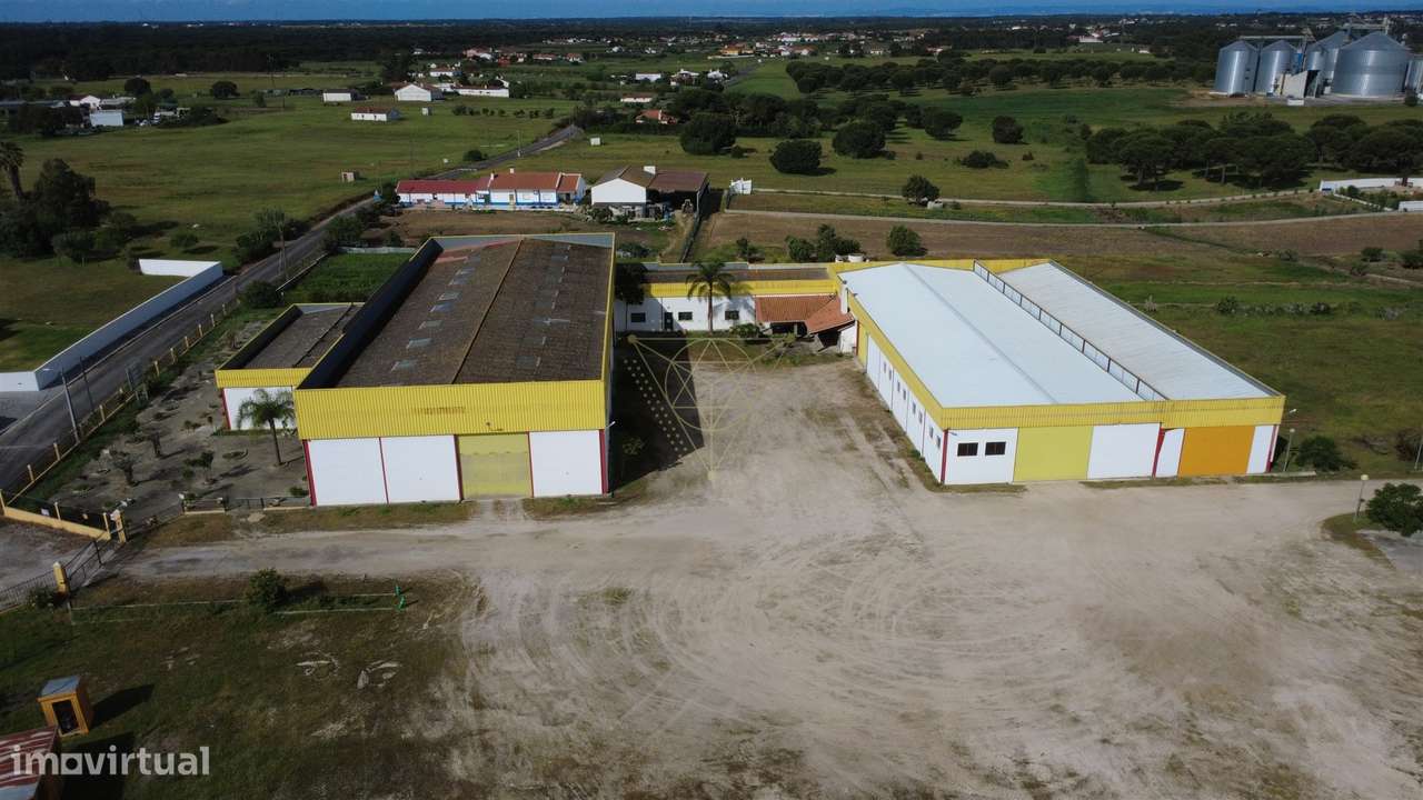 Armazém  Venda em Biscainho,Coruche-8