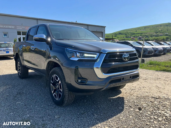 Toyota Hilux 2.4D 150CP 4x4 Double Cab AT Executive - 2