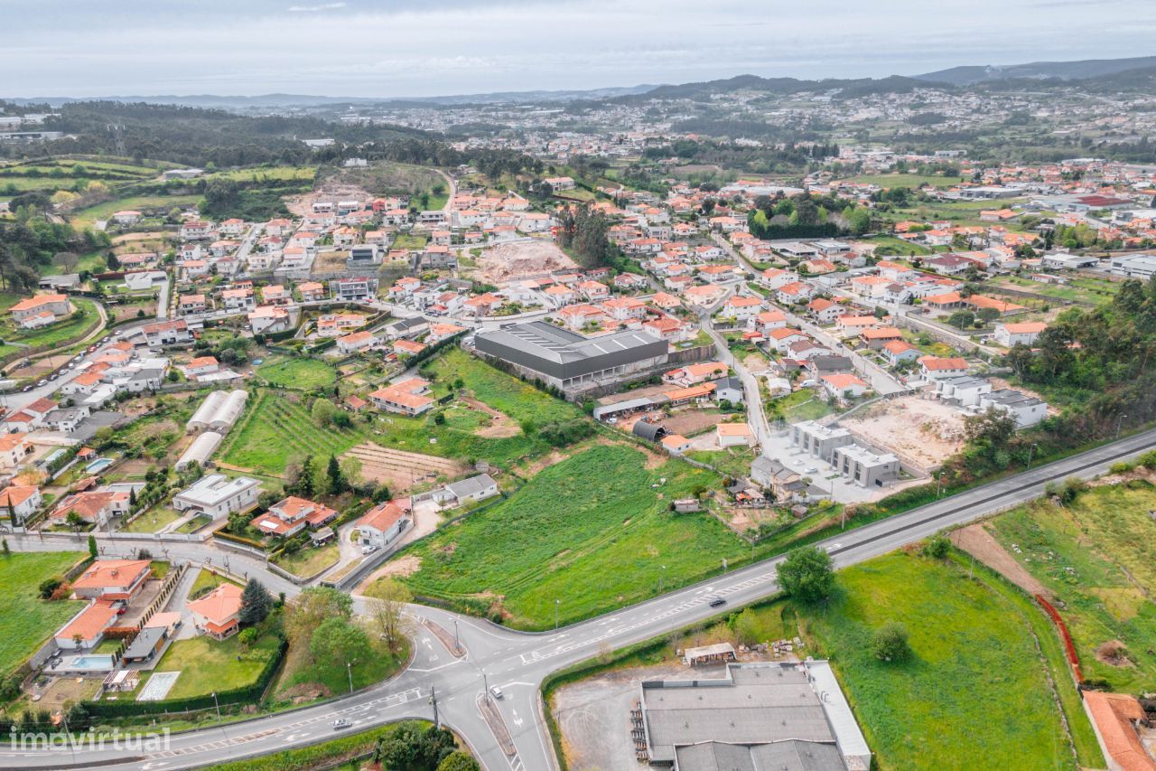 Lote de terreno para venda em Guardizela, Guimarães