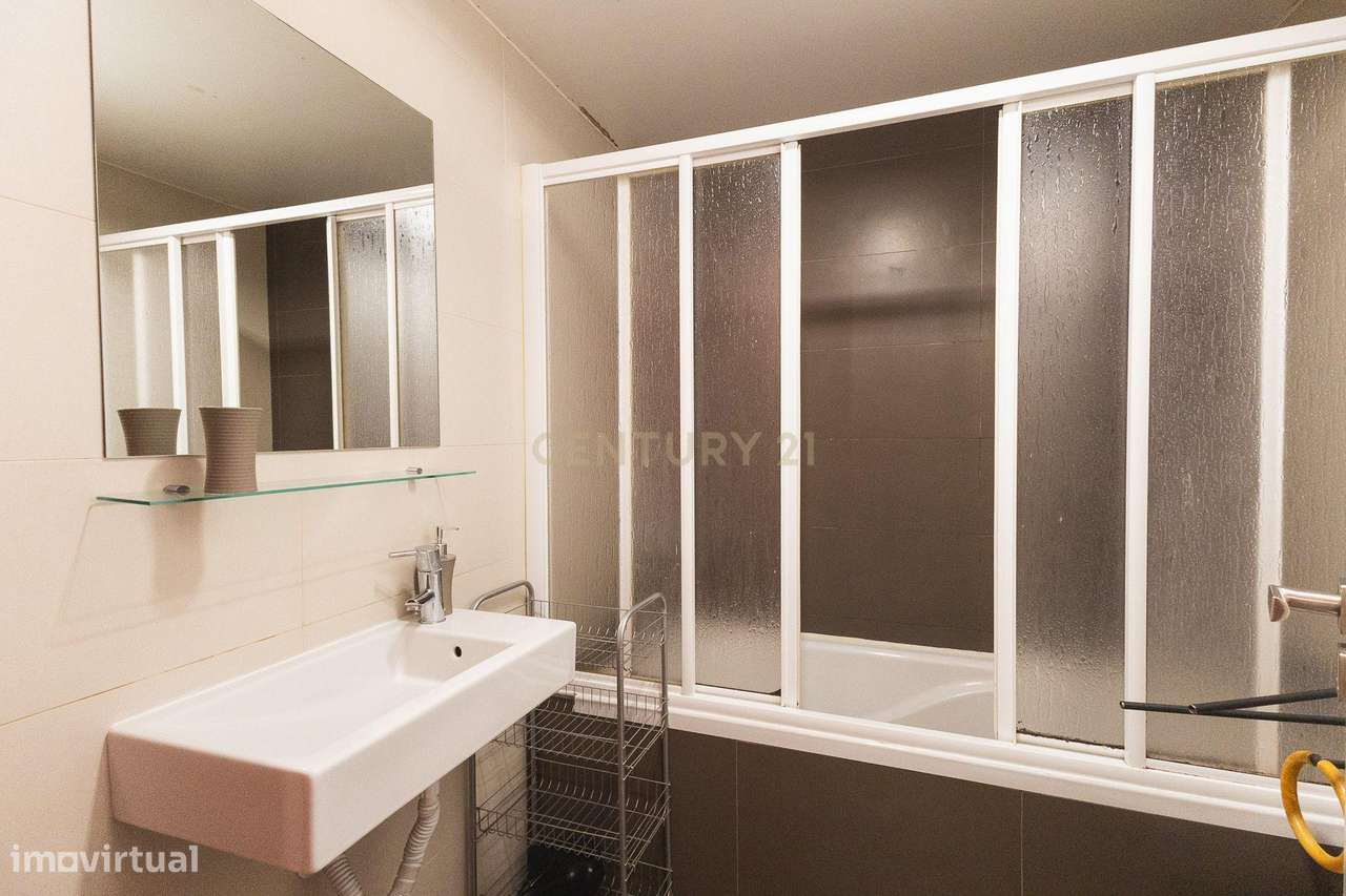 T4 Renovado no Coração da Quebra Costas – Coimbra-29