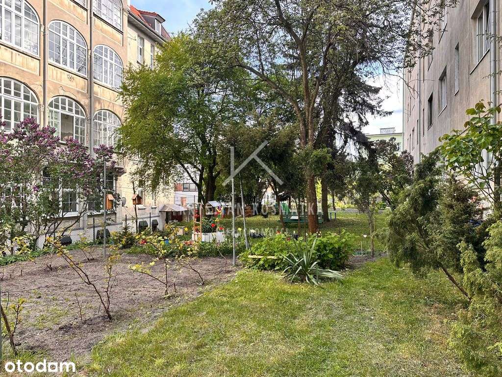 Czteropokojowe w atrakcyjnej lokalizacji.-14