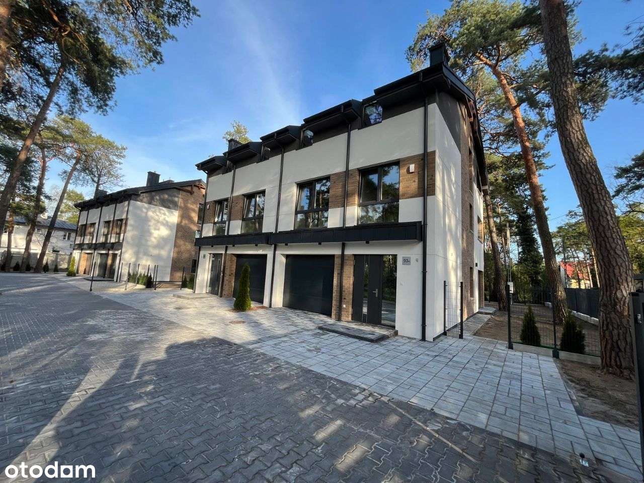 Segment w centrum- Józefów zachodni, do PKP 850 m-0