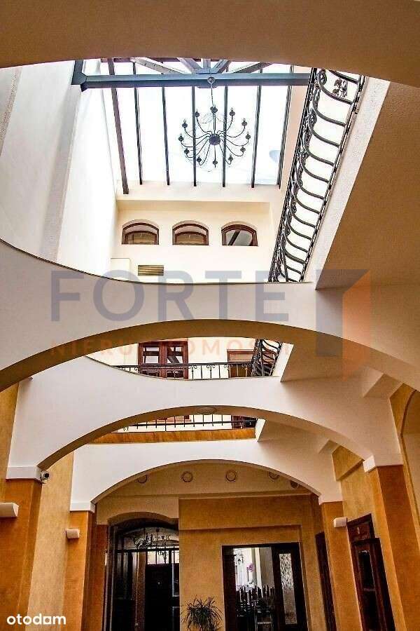 Kamienica w doskonałej lokalizacji miasta-5