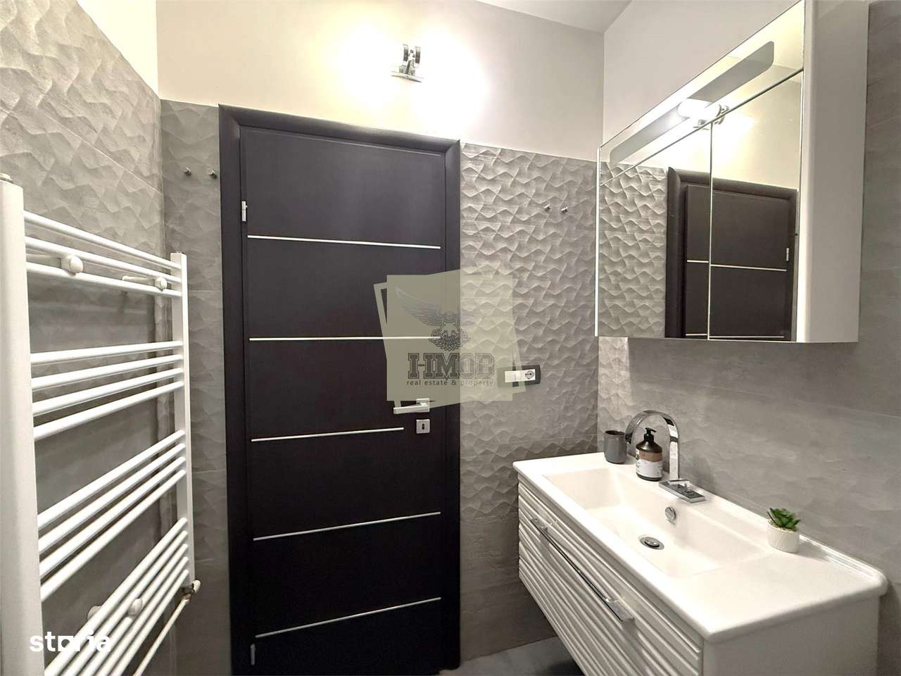 Apartament mobilat 3 camere etaj 2 balcon boxa in Arhitectilor-13