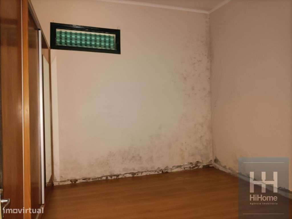 Moradia (Sem licença de utilização) T2 + T2 + 2 em sótão habitável ...-48