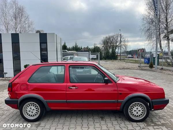 Volkswagen Golf 1.6 CL - 5