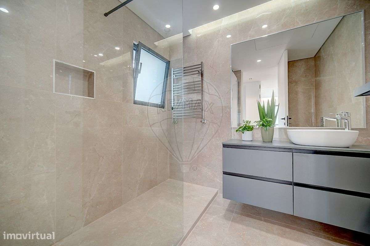 Moradia T5 para venda-20