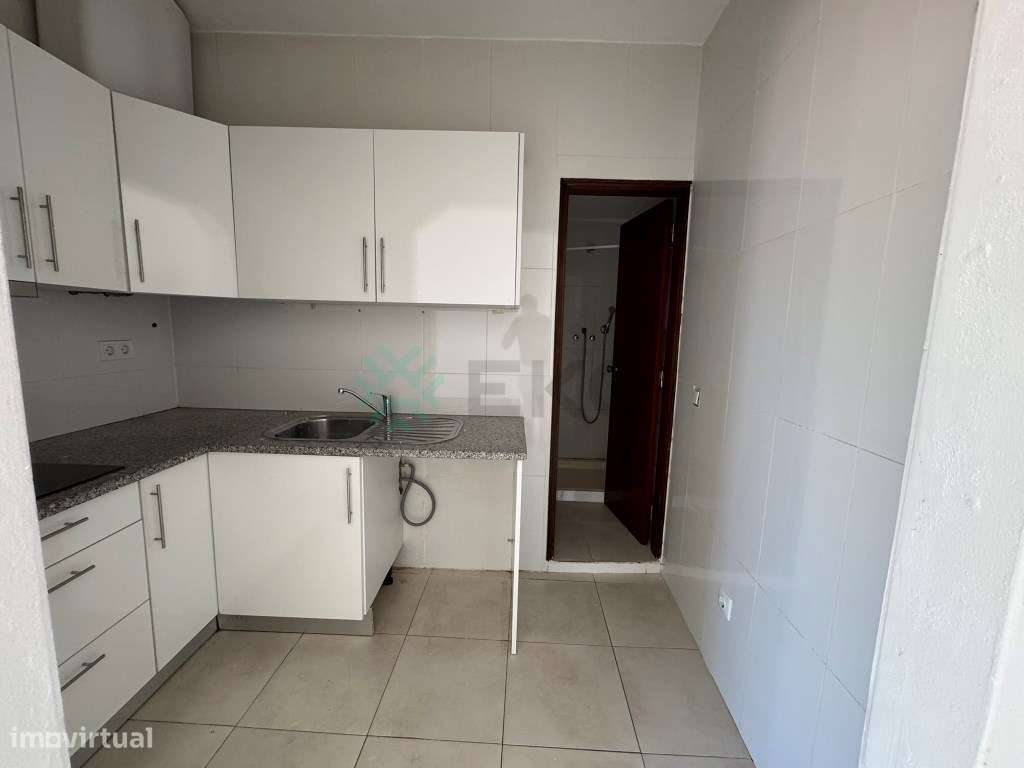 Apartamento t1 à venda na Rua da Capelinha-11