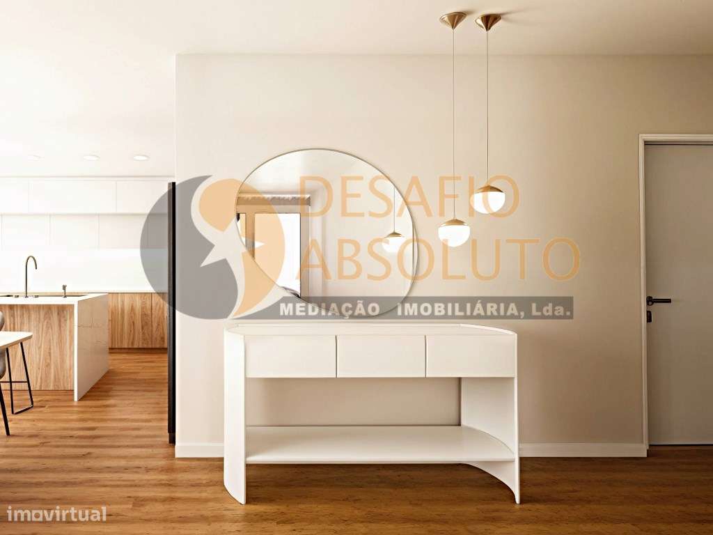 Moradia Isolada T4 (2 Suites) c/ Piscina e Jardim. Fernão Ferro - Grande imagem: 2/32