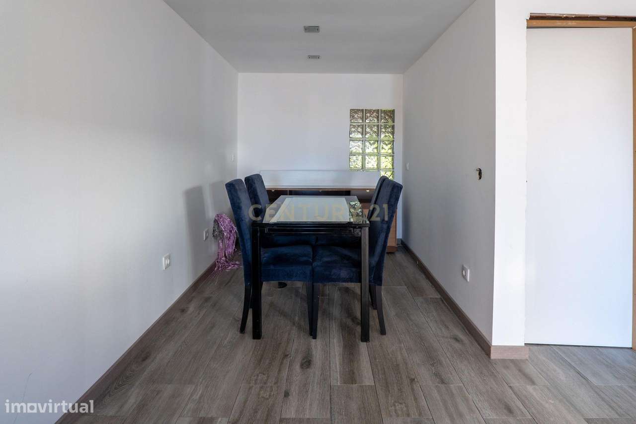 Andar Moradia T3 no Rés-do-Chão com Espaço Exterior em Águas Santas-18
