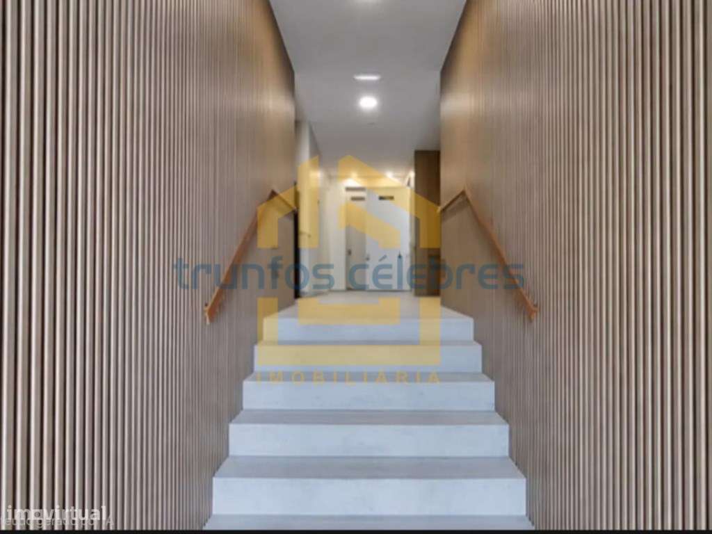 Apartamento T2 Novo | 3 º Andar | 3 Varandas | Lugar de garagem par...-27
