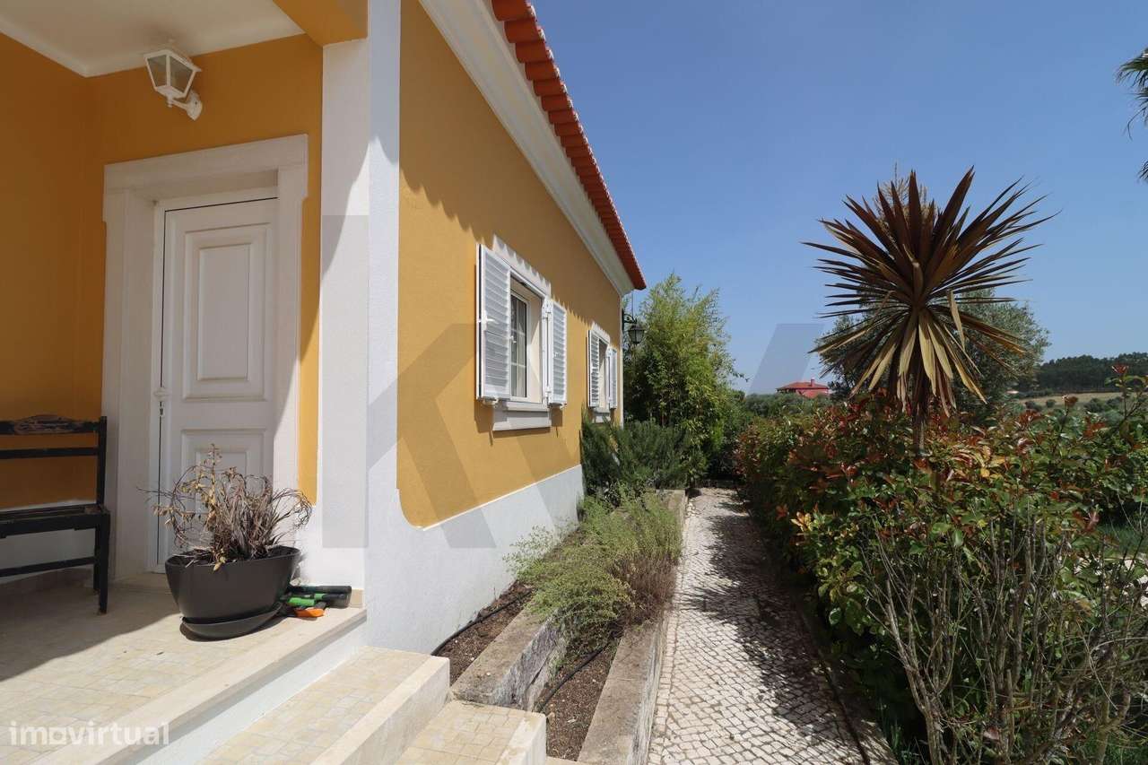Moradia de Luxo com Piscina e Vistas Panorâmicas | Moçarria, Santarém-51