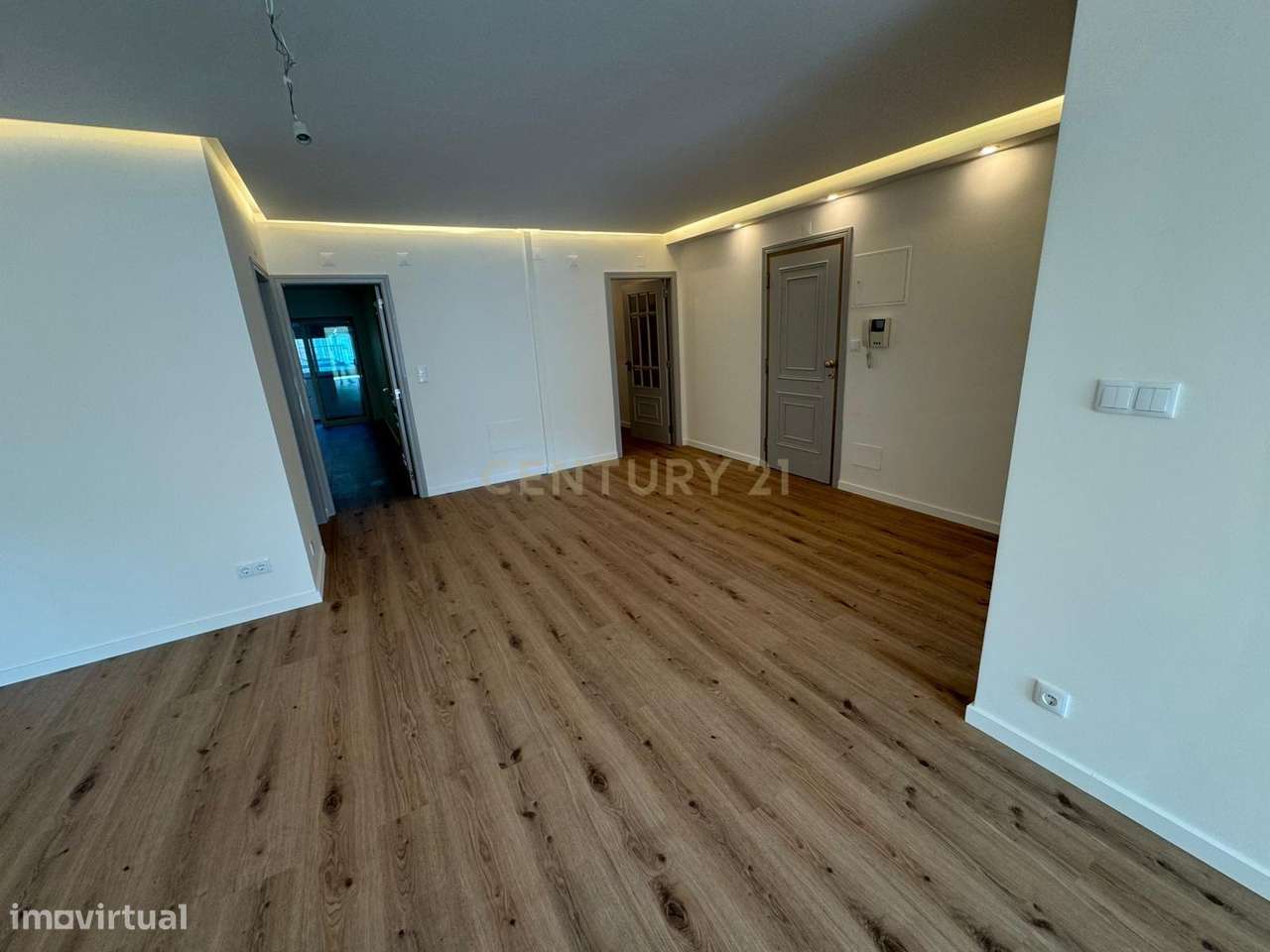 Apartamento Luxuoso em Carcavelos, Cascais - 3 Quartos - Grande imagem: 4/28
