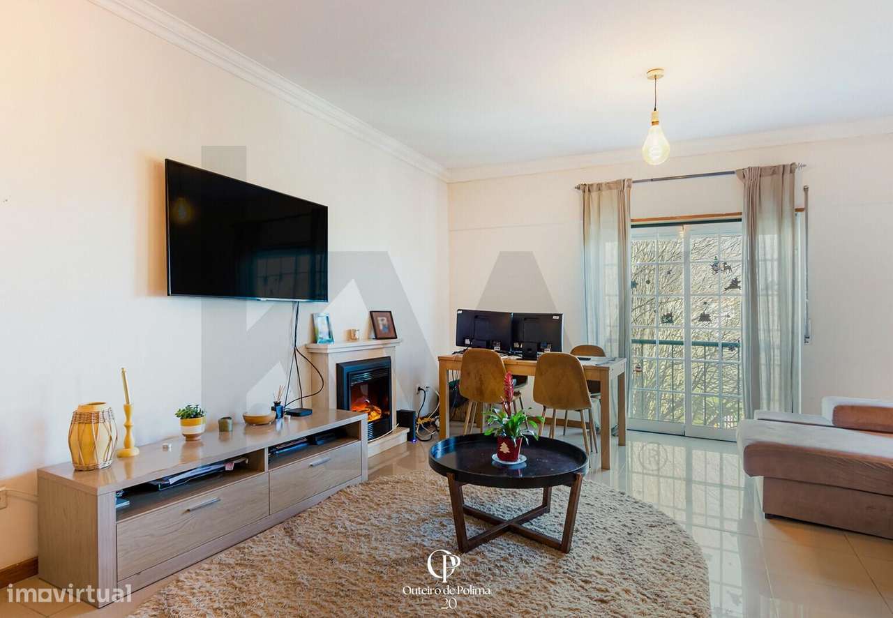 Apartamento T3 Renovado com Box Privativa – Outeiro de Polima - Grande imagem: 4/16