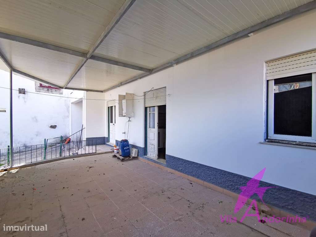 Apartamento T3 a 2 minutos do centro da cidade com garagem.-12