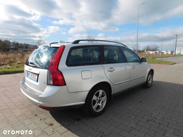 Volvo V50 1.8 Momentum - 3