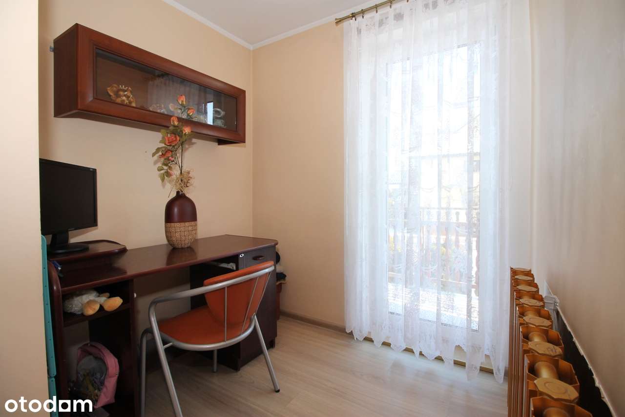 Fantastyczny dom w spokojnej i zielonej okolicy.-5