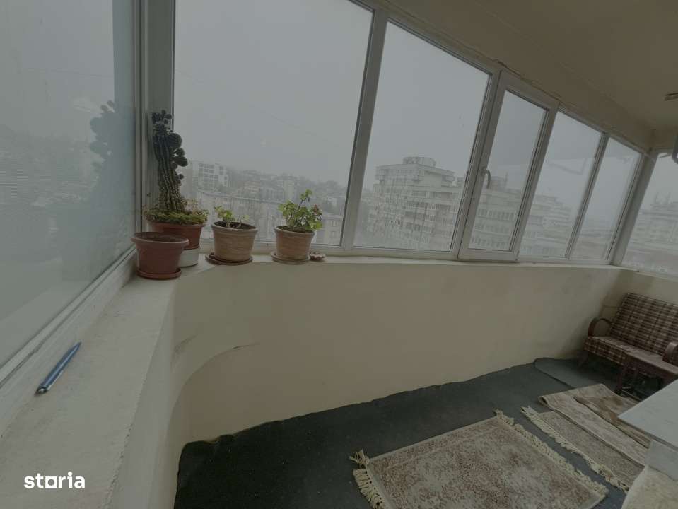 Apartament ultracentral 3 camere Maior Sontu Pitesti-9