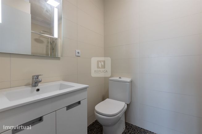 Apartamento T4 com Varanda de 31m2 e vista mar em Matosinhos-31