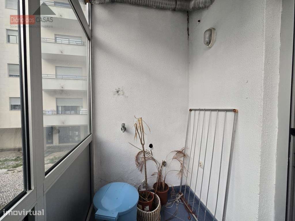 Apartamento T3 Vale das Flores-9