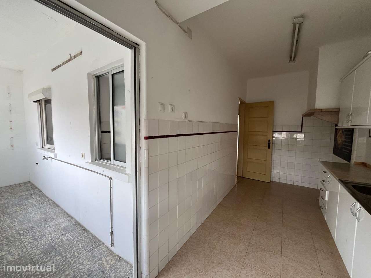 Apartamento t2 à venda na Rua General Humberto Delgado - Grande imagem: 5/12