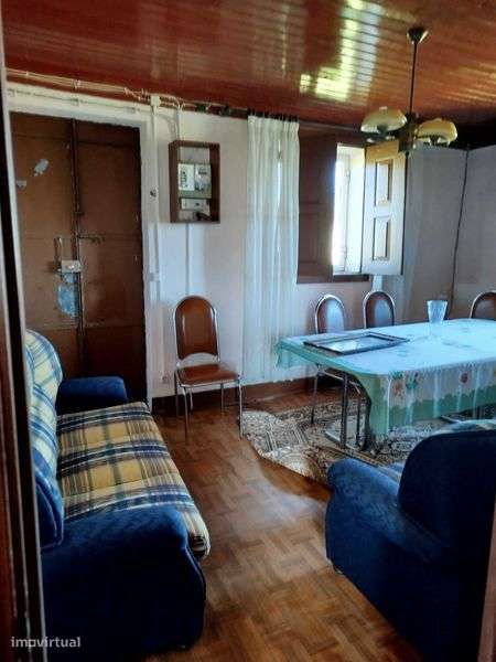 Casa e terreno bem localizado. - Grande imagem: 5/12