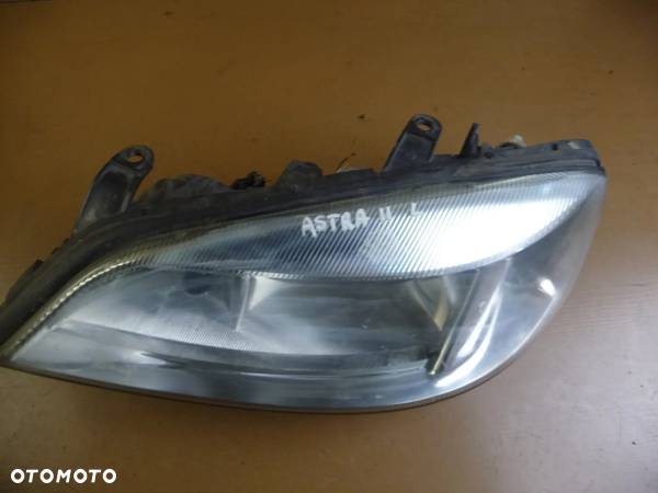 OPEL ASTRA 2 II G  LAMPA REFLEKTOR LEWY PRZÓD PRZEDNIA LEWA - 11