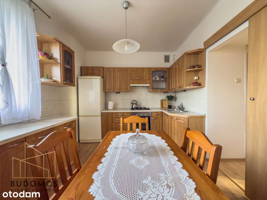 2-pokojowe mieszkanie z parkingiem w centrum-16