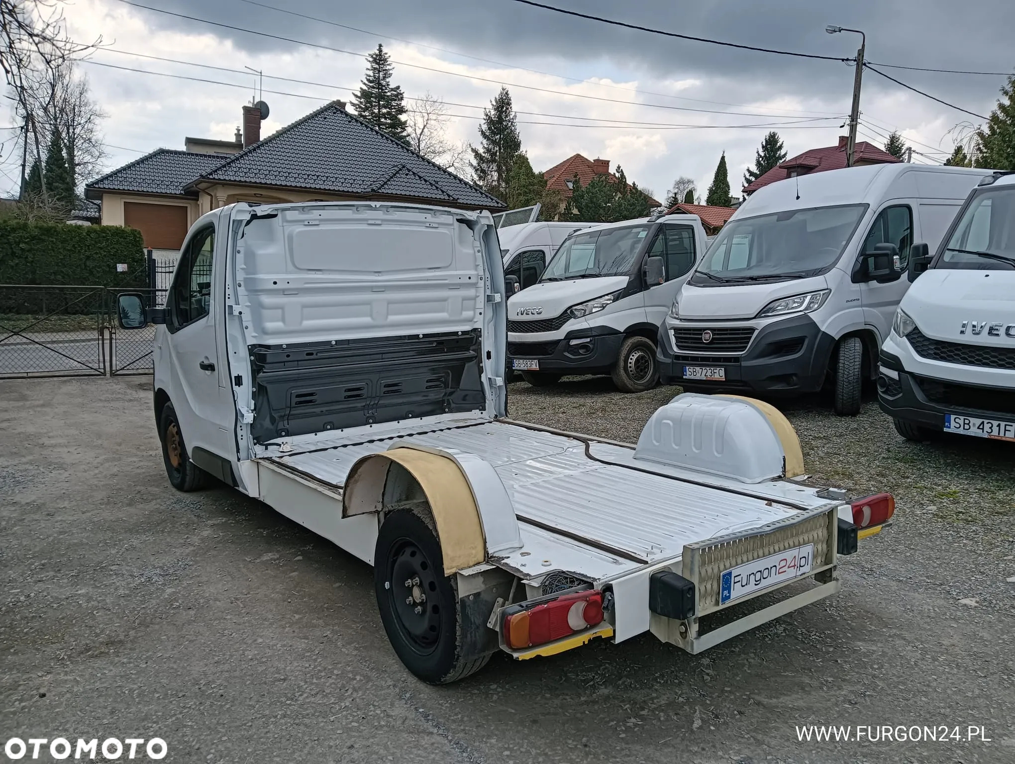 Opel VIVARO PLATFORMA DO ZABUDOWY NR 632 - 11