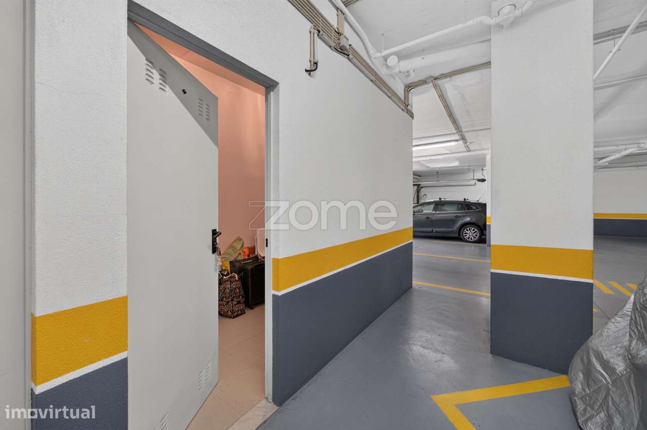 Apartamento T3 na Urbanização do Jardim da Amoreira - Ramada-27