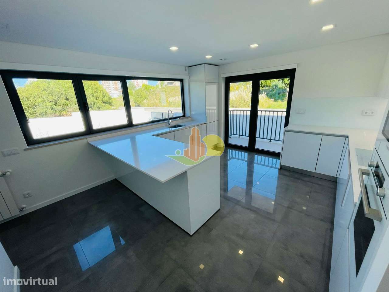 M4 c/ Terreno - NOVA - Grande imagem: 4/35