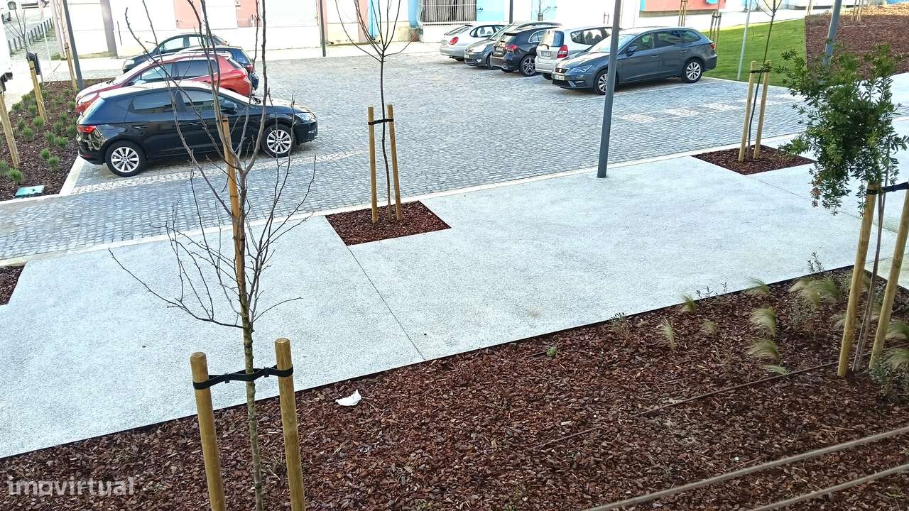 3 Assoalhadas | 3 frentes, boa localização-17