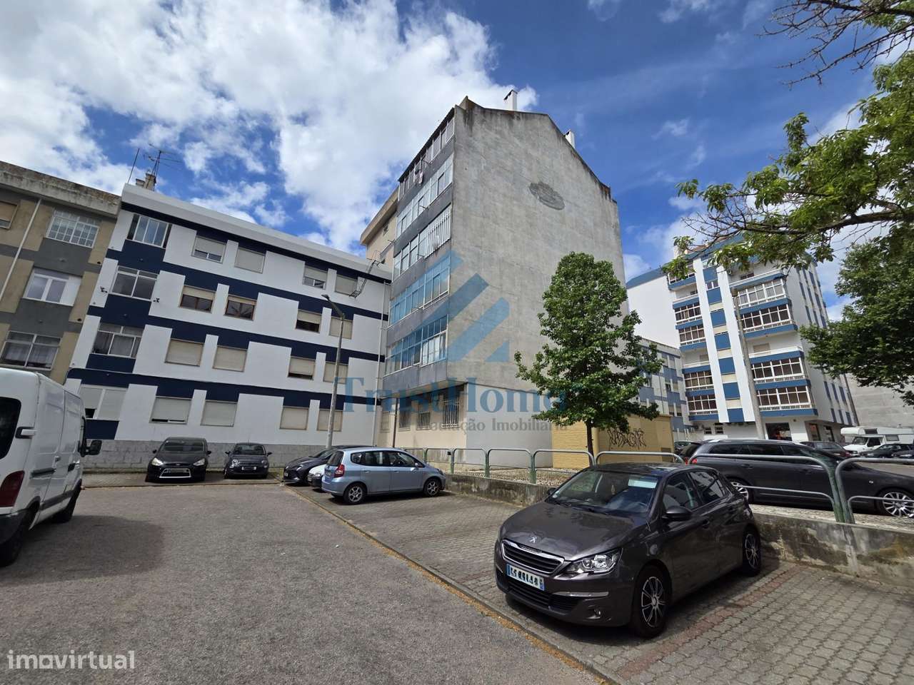 T2 bastante central em Paivas junto a Baía do Seixal-19