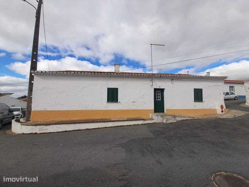 Vende-se moradia rústica em zona calma no Alentejo - Grande imagem: 5/5