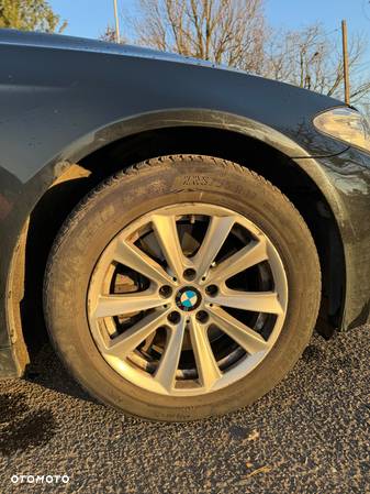 BMW Seria 5 525d xDrive Touring - 15