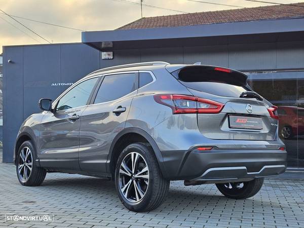 Nissan Qashqai 1.5 dCi N-Connecta 18 - 8