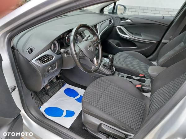 Opel Astra V 1.6 CDTI 120 Lat S&S - 13