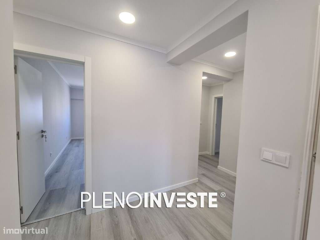 T4 totalmente remodelado na Amora-24
