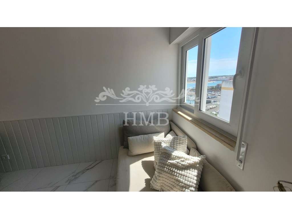 T2 Remodelado, com vista Rio-13