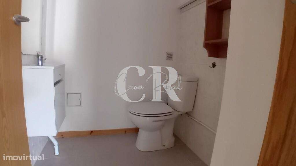 Apartamento R/C renovado para venda no centro de Figueiró dos Vinhos-8